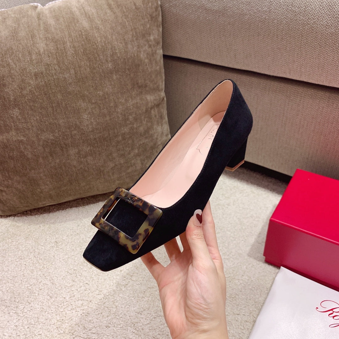 BELLE VIVIER PUMPS IN BLACK SUEDE TORTOISESHELL BUCKLE