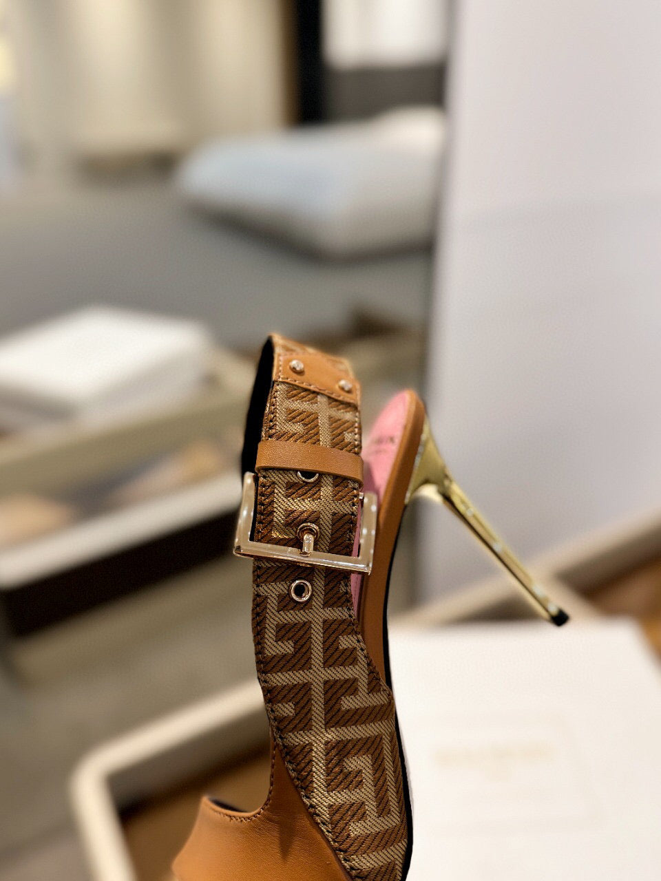 RUBY SANDALS IN BROWN CALFSKIN AND PB LABYRINTH CANVAS