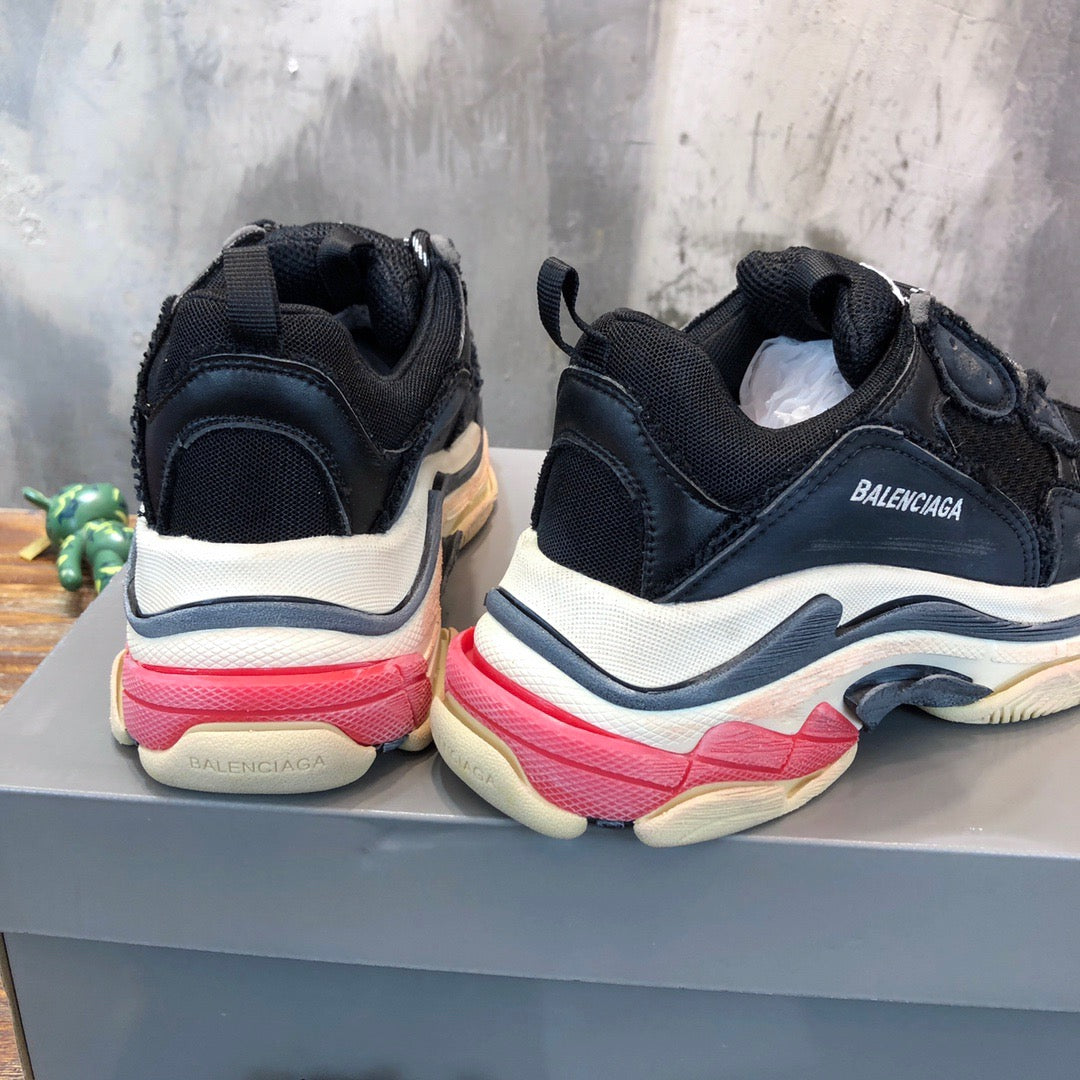 BLCG Sneakers