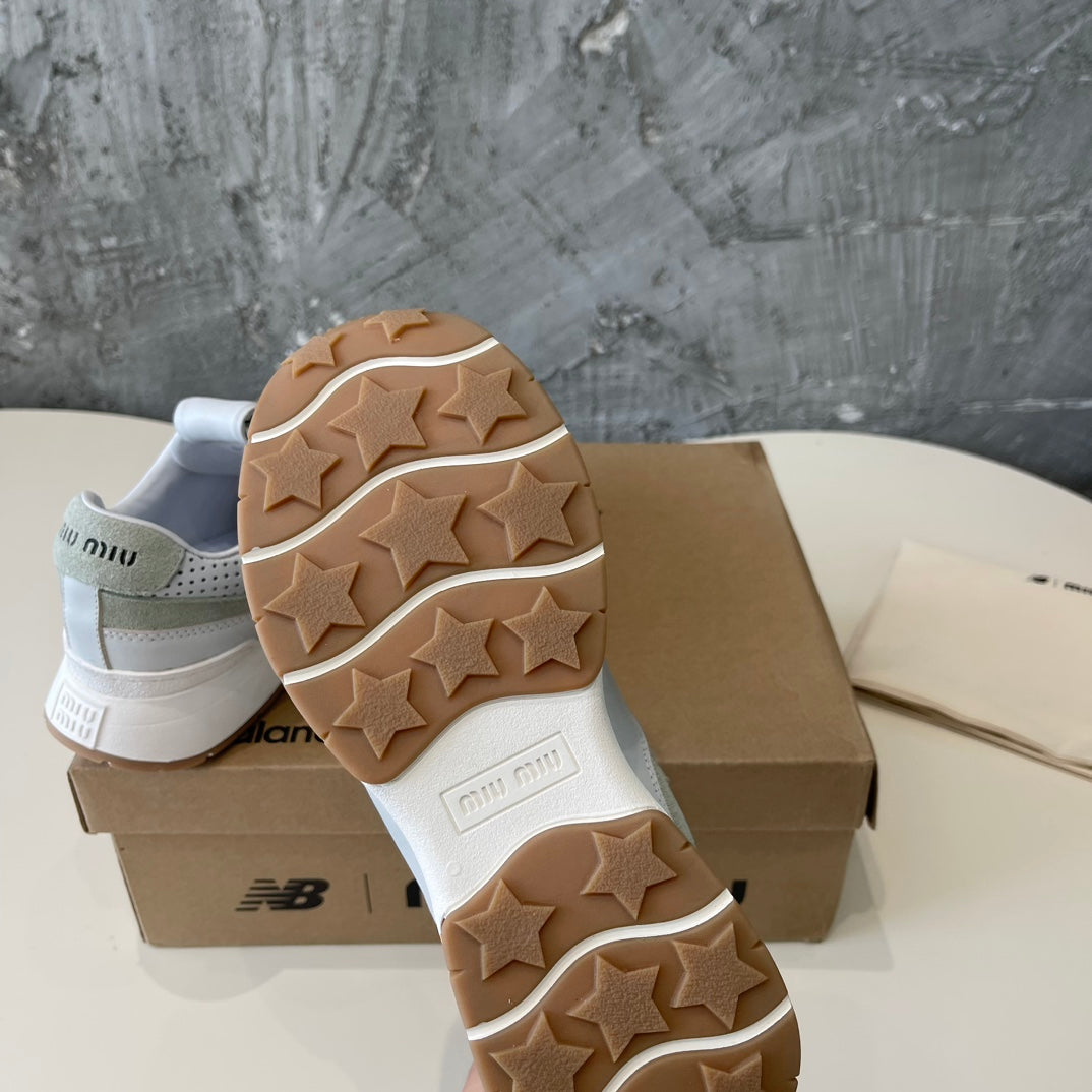 LIGHT GRAY MIX GRAY SNEAKERS COWHIDE