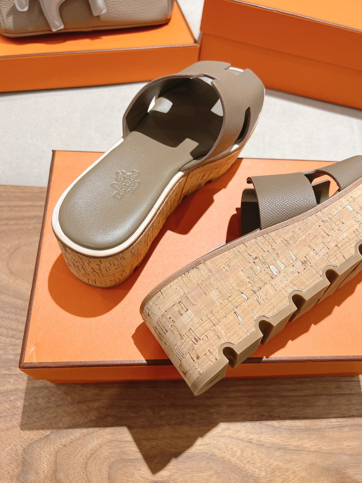 HM 25S HIGH WEDGE SANDALS IN MOCHA BROWN LAMBSKIN STYLE 15