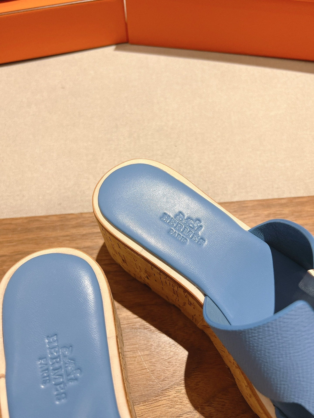 HM 25S HIGH WEDGE SANDALS IN BLUE LAMBSKIN STYLE 3