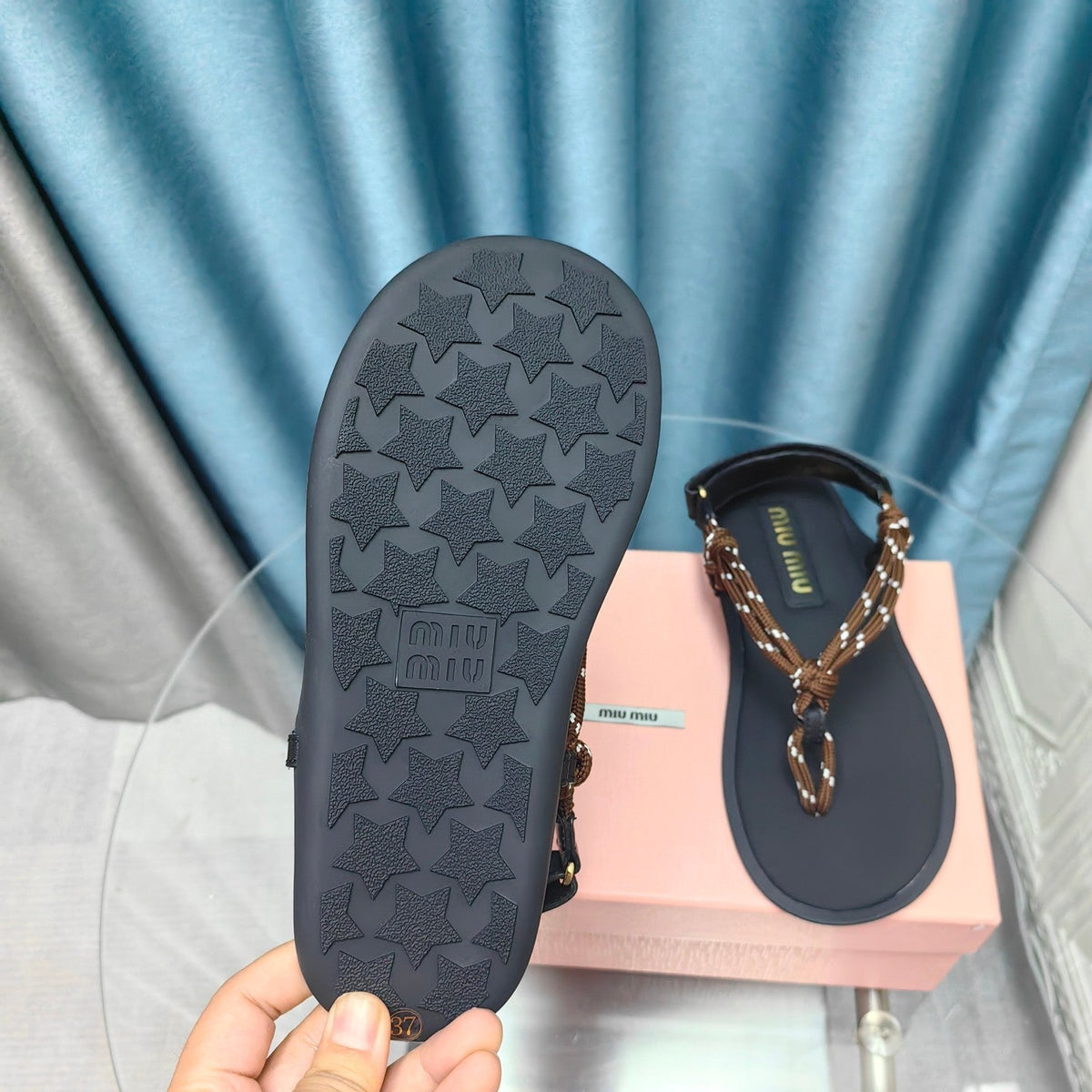 FLIP-FLOPS SANDAL BLACK SHEEPSKIN WITH BROWN STRAP