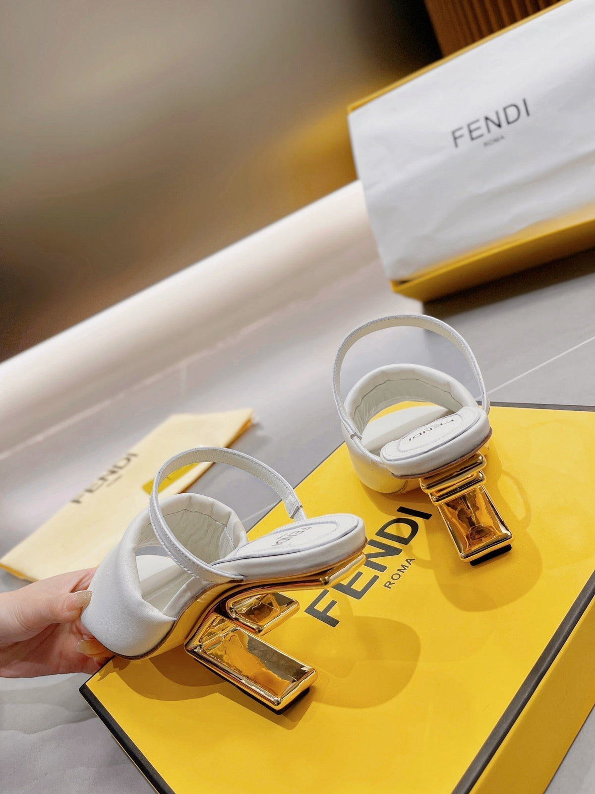 FENDI BAGUETTE HIGH-HEEL SANDALS 8 CM IN WHITE CALFSKIN