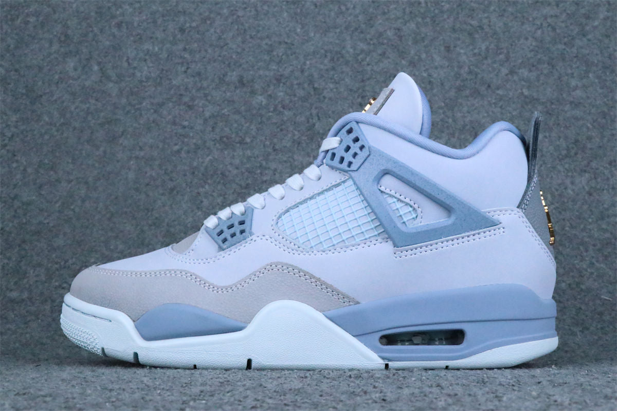Air Jordan 4 Retro UNC Tar Heels PE (2025)
