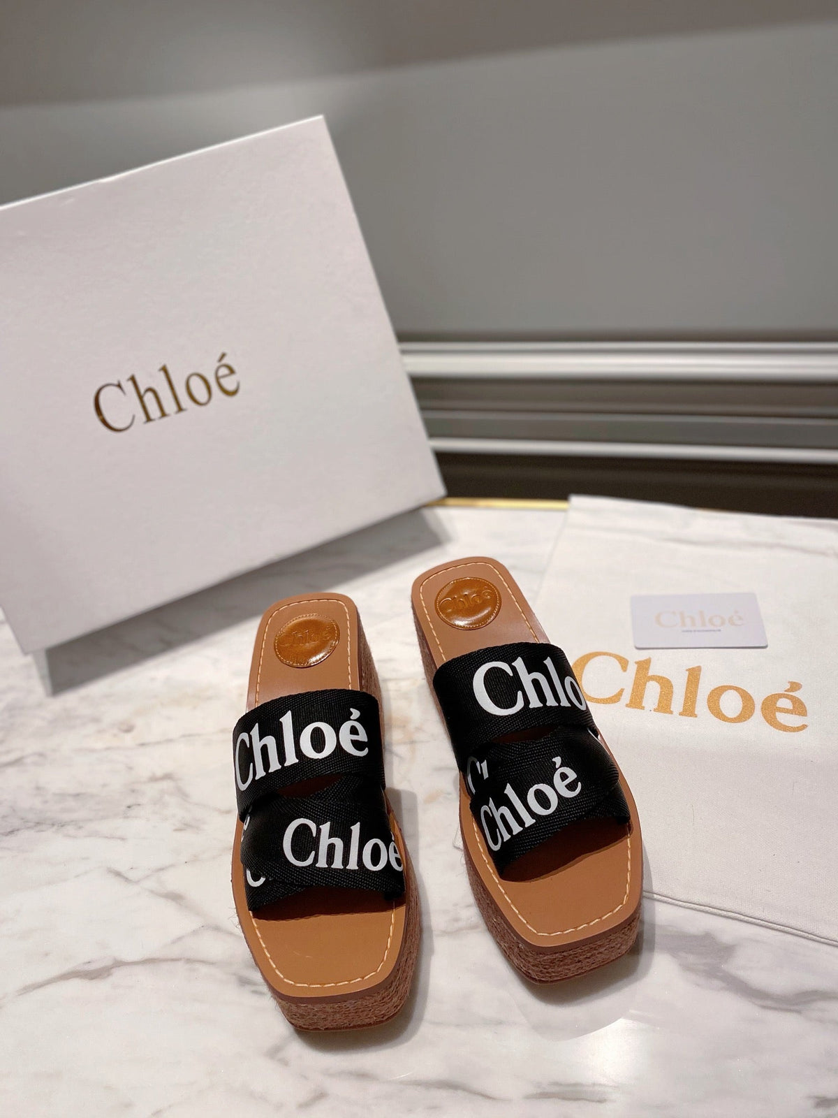 CHLOÉ WOODY WEDGE IN BLACK DENIM WITH WHITE LOGO