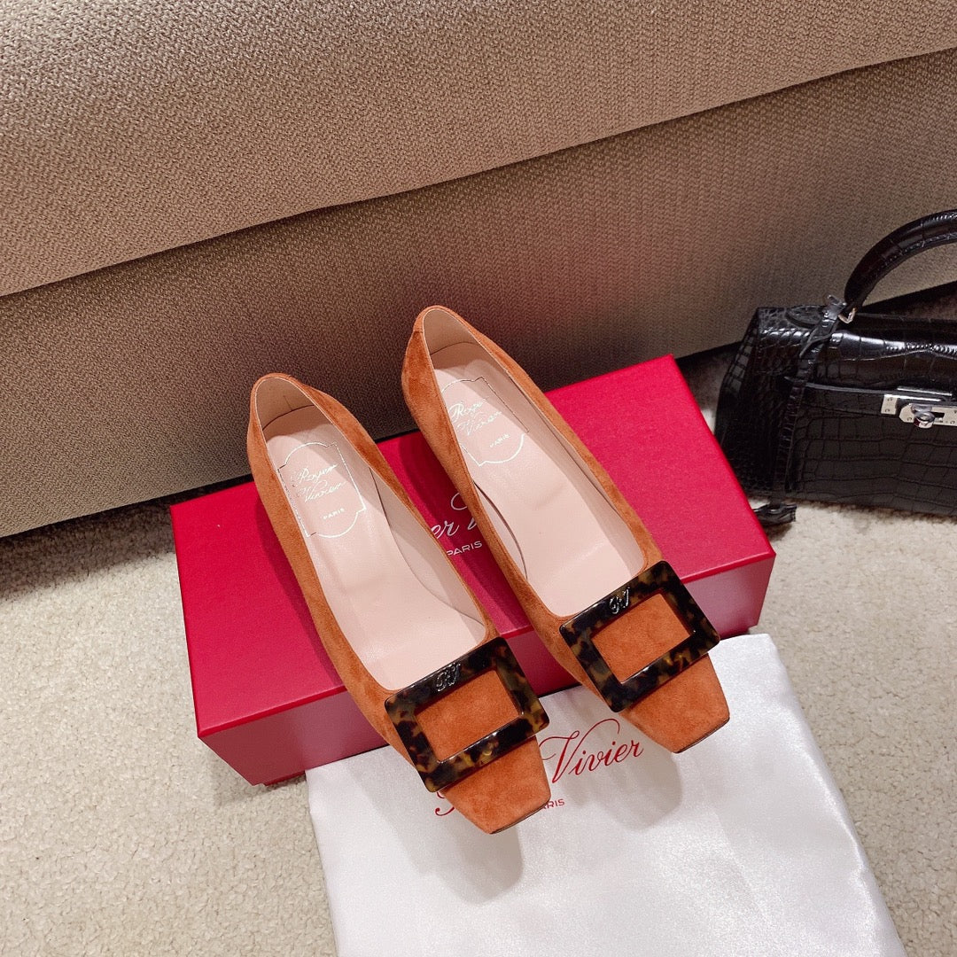 BELLE VIVIER PUMPS IN TAN ORANGE SUEDE TORTOISESHELL BUCKLE