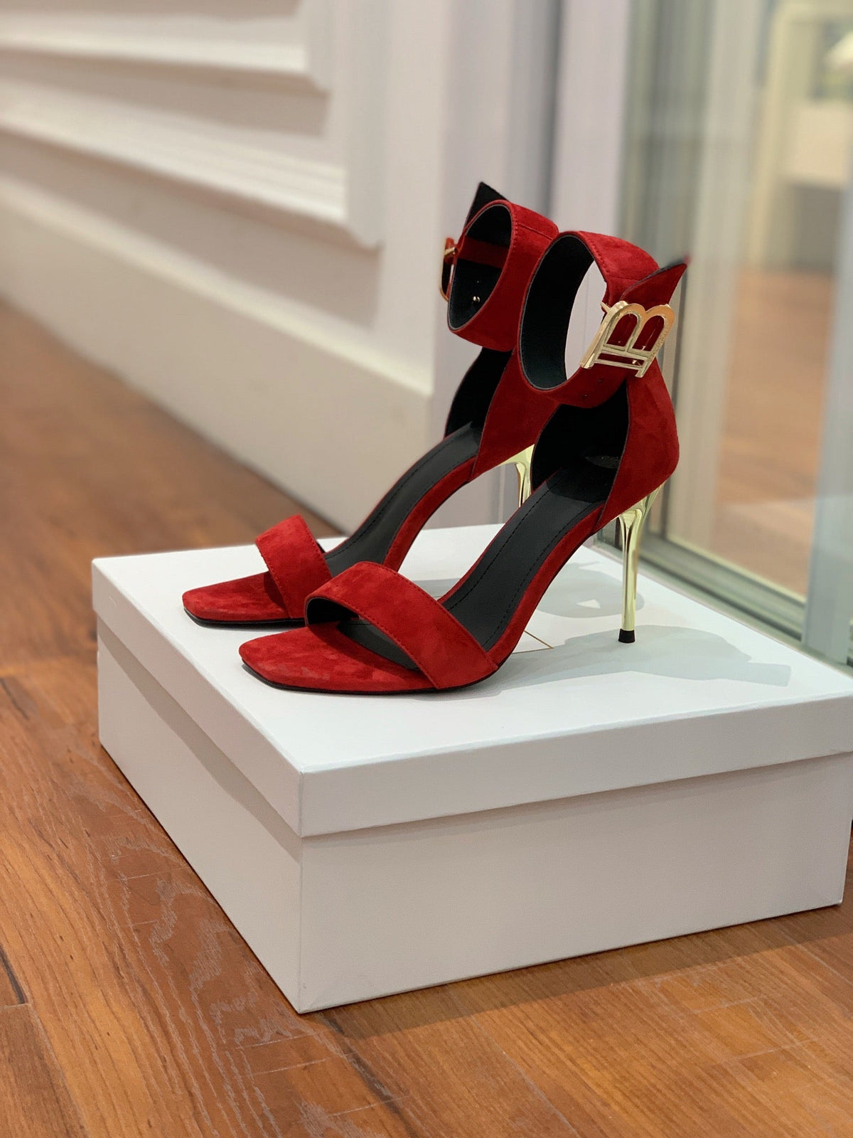 BALMAIN 25S THIN STRAP HIGH HEELS 105MM IN DARK RED SUEDE GOLD HARDWARE