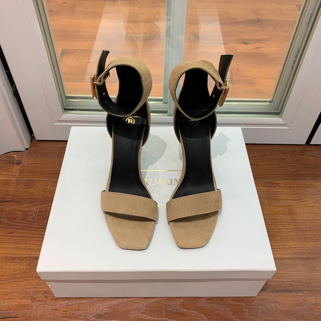 BALMAIN 25S THIN STRAP HIGH HEELS 105MM IN LIGHT MOCHA SUEDE GOLD HARDWARE