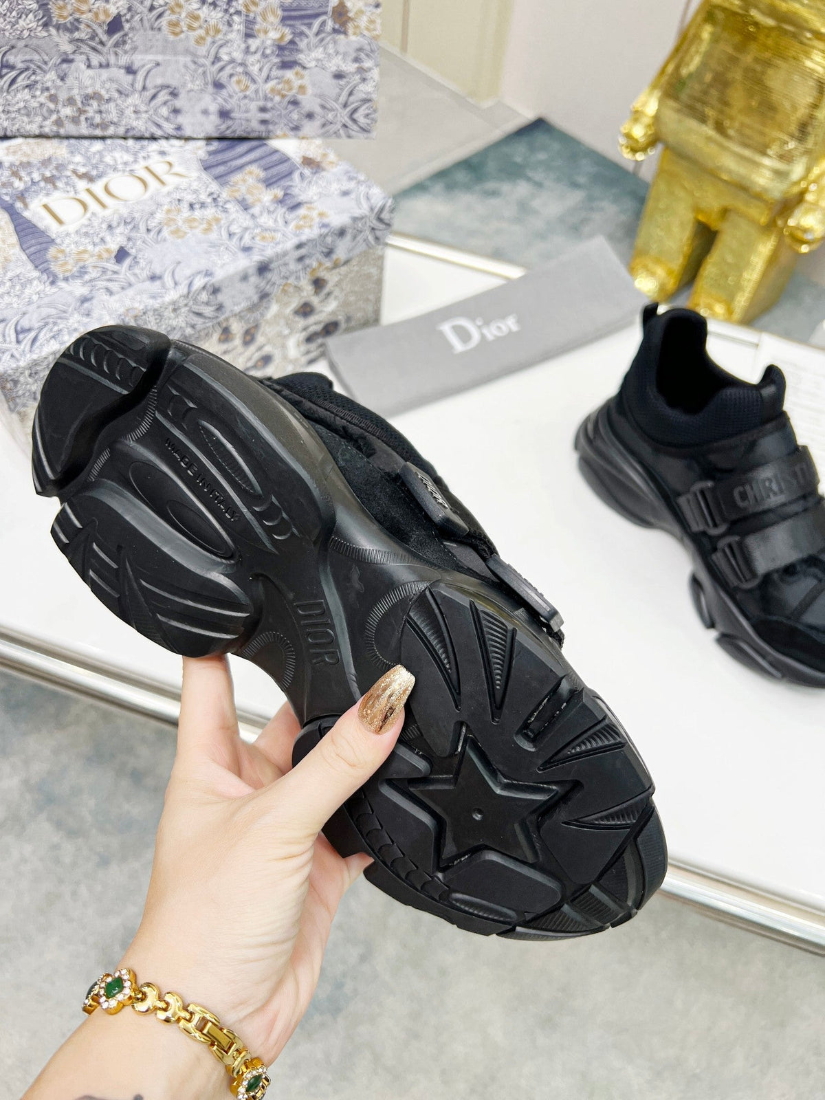 D-WANDER SNEAKERS IN BLACK TECHNICAL FABRIC AND SUEDE