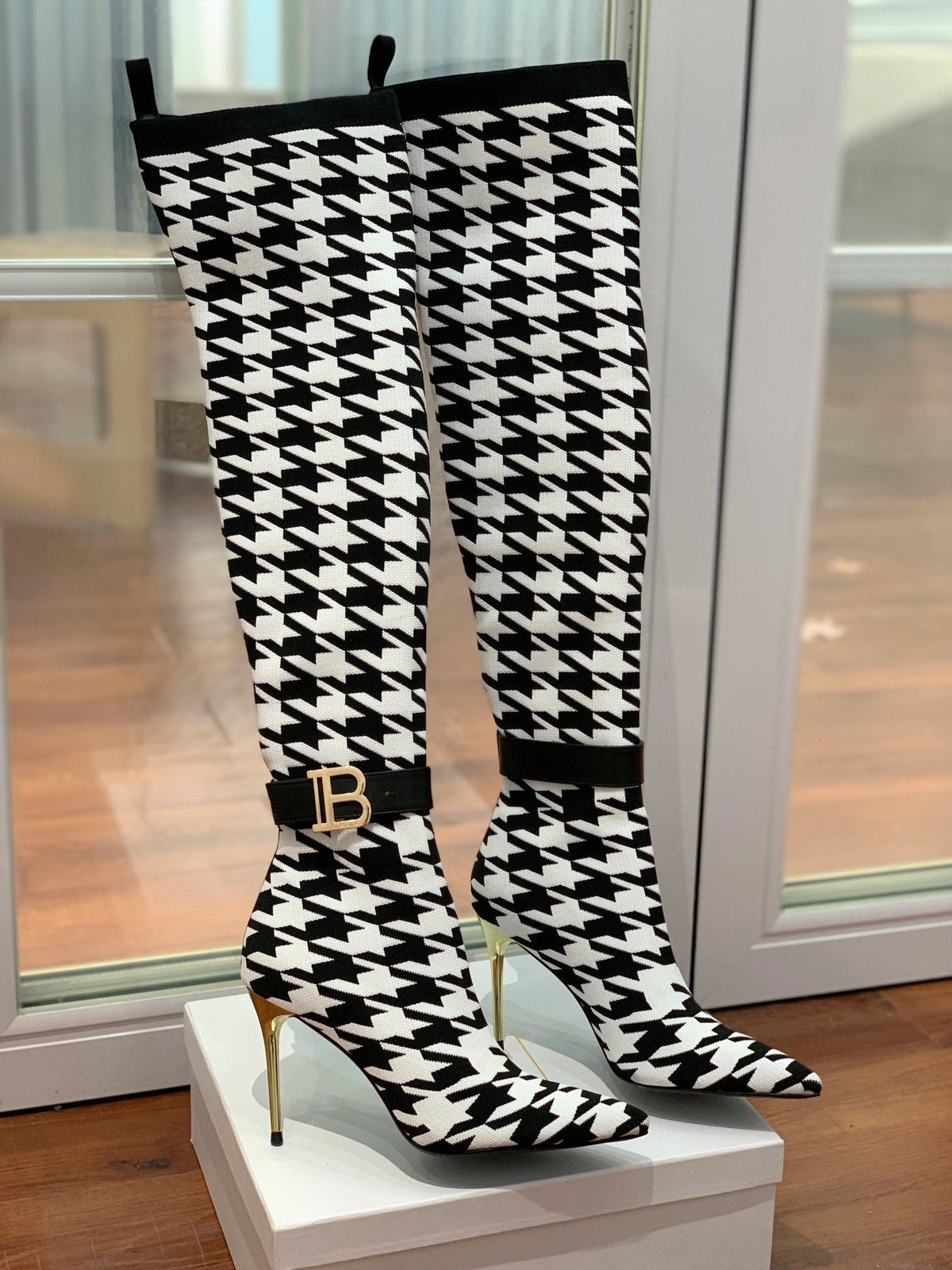 BALMAIN 26S HIGH-TOP BOOTS 105 MM IN BLACK AND WHITE FLYKNIT STYLE 3