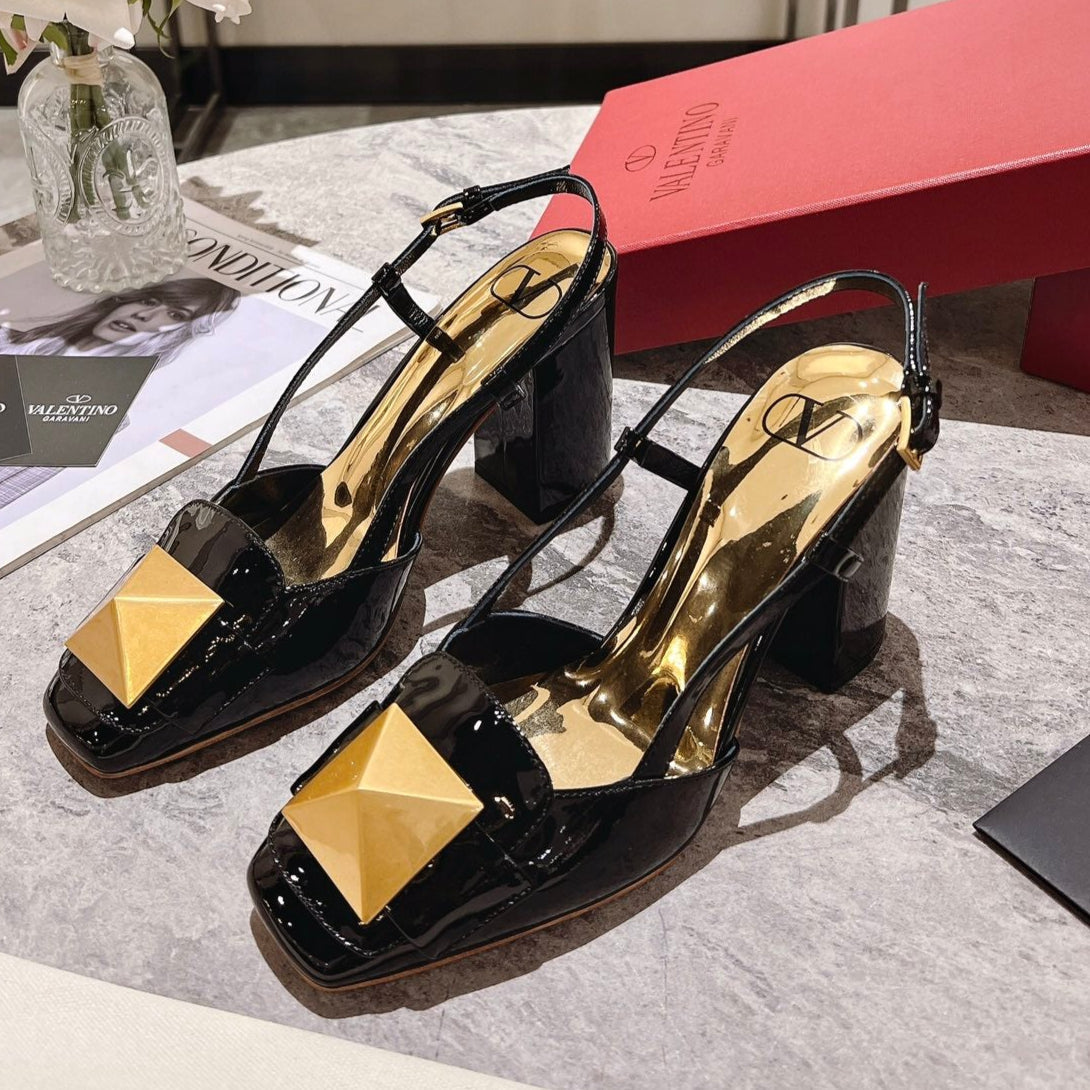 ONE STUD BLACK PATENT LEATHER LACE-UP HIGH HEELS 85 MM