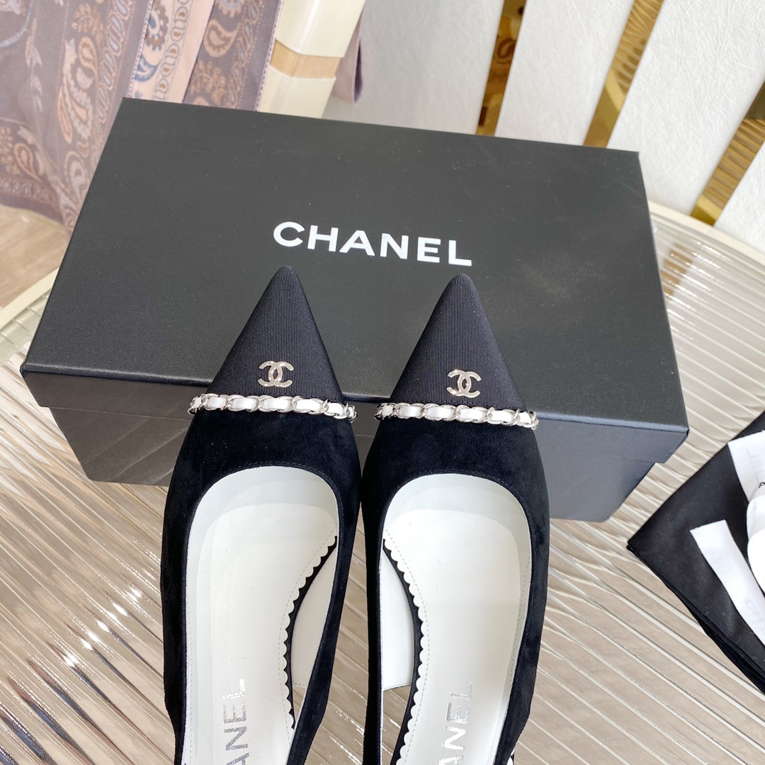 CC SLINGBACK 25S 30 MM IN BLACK SUEDE WITH SILVER HARDWARE