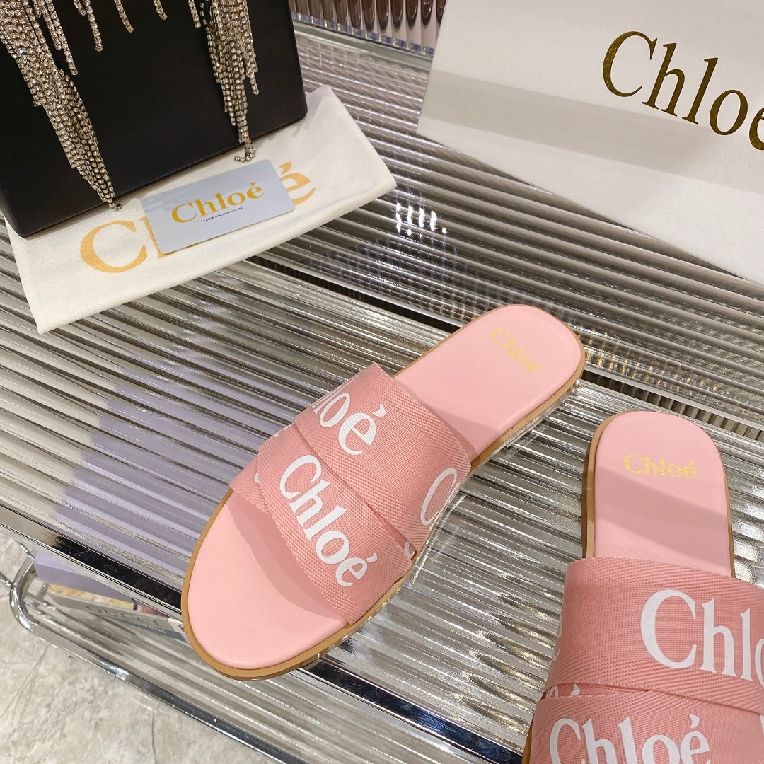 CHLOÉ WOODY SLIPPER IN ROSE PINK CANVAS