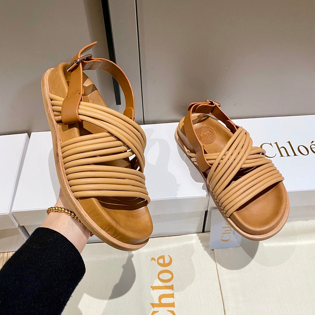 CHLOÉ CROSS STRAP SANDAL IN BRONZE BROWN RUBBER WITH GOLD HARDWARE