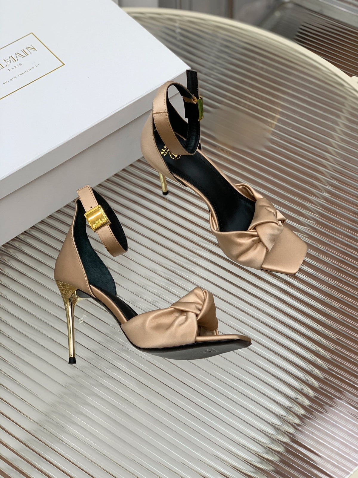 BALMAIN 25S KNOTTED HIGH HEELS 95MM IN LIGHT CARAMEL SATIN