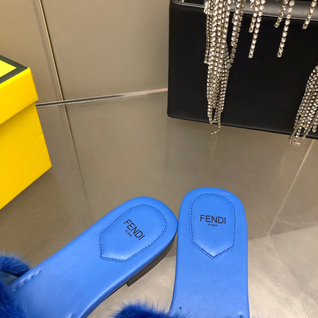 FENDI BAGUETTE MINK SLIDE SLIPPER IN AZURE BLUE FUR