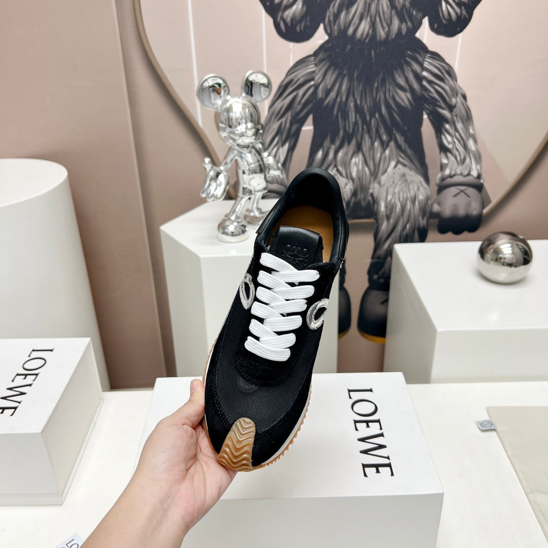 FLOW RUNNER SNEAKER IN BLACK SUEDE AND SHEEPSKIN