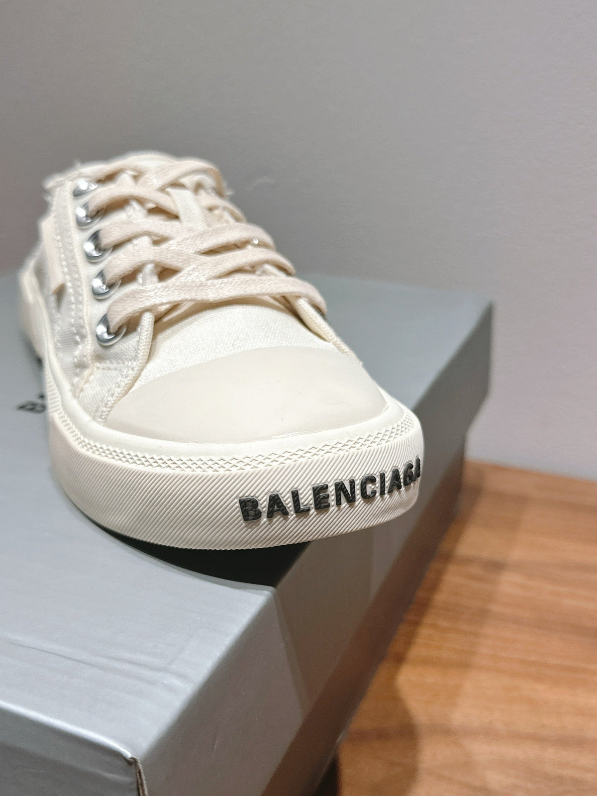 BALENCIAGA 25S SPORT CLOGS IN CREAM WHITE CANVAS