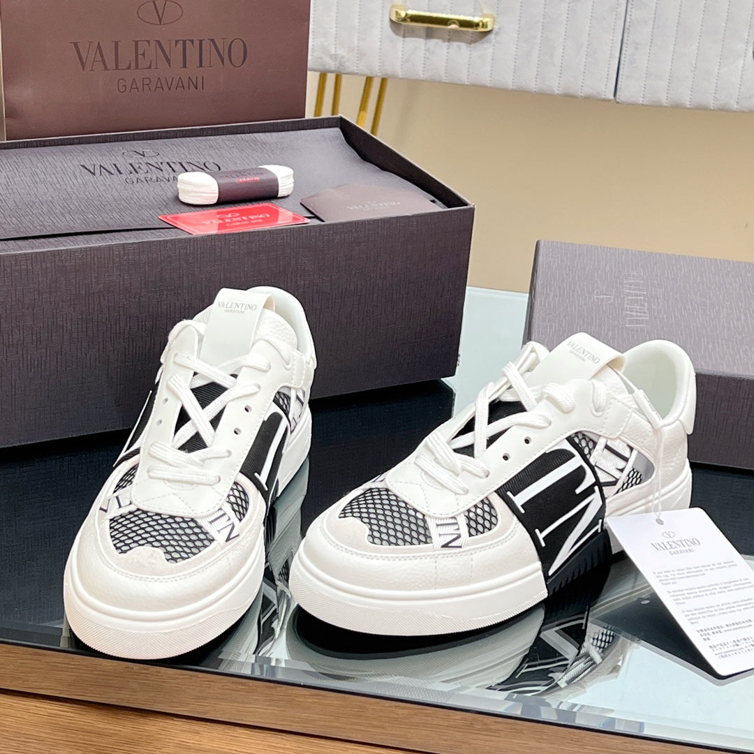 VALENTINO 25S GARAVANI VL7N SNEAKERS IN WHITE MIX BLACK LAMBSKIN