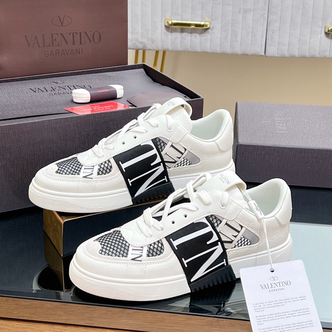 VALENTINO 25S GARAVANI VL7N SNEAKERS IN WHITE MIX BLACK LAMBSKIN