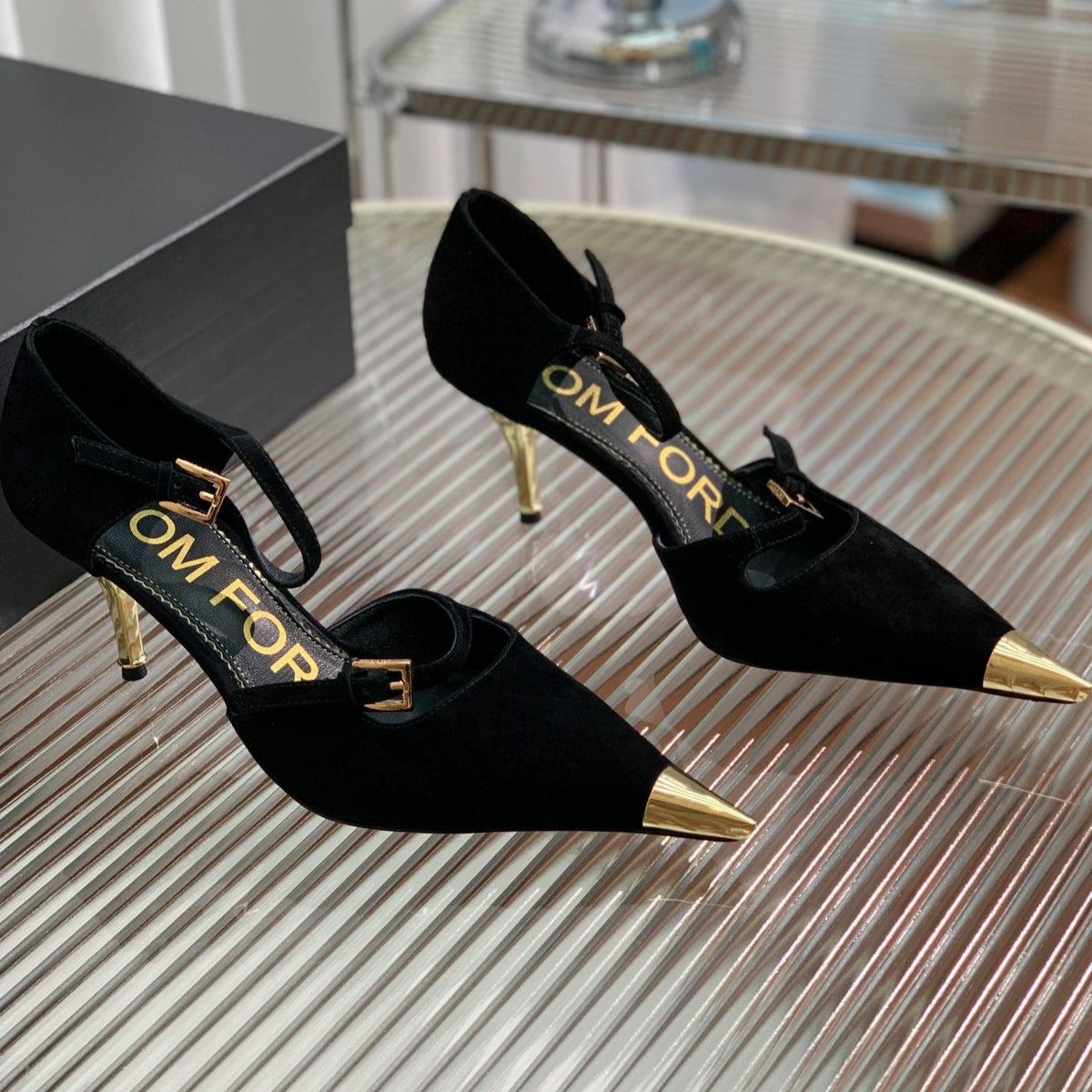 MARY JANE PUMP 7 CM IN BLACK SUEDE