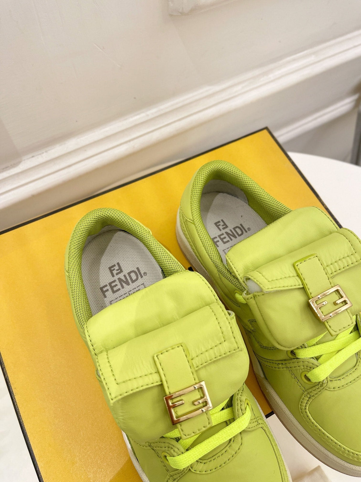 FENDI TRAINER SNEAKER IN YELLOWISH GREEN LAMBSKIN