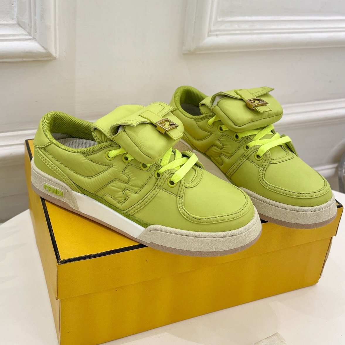 FENDI TRAINER SNEAKER IN YELLOWISH GREEN LAMBSKIN