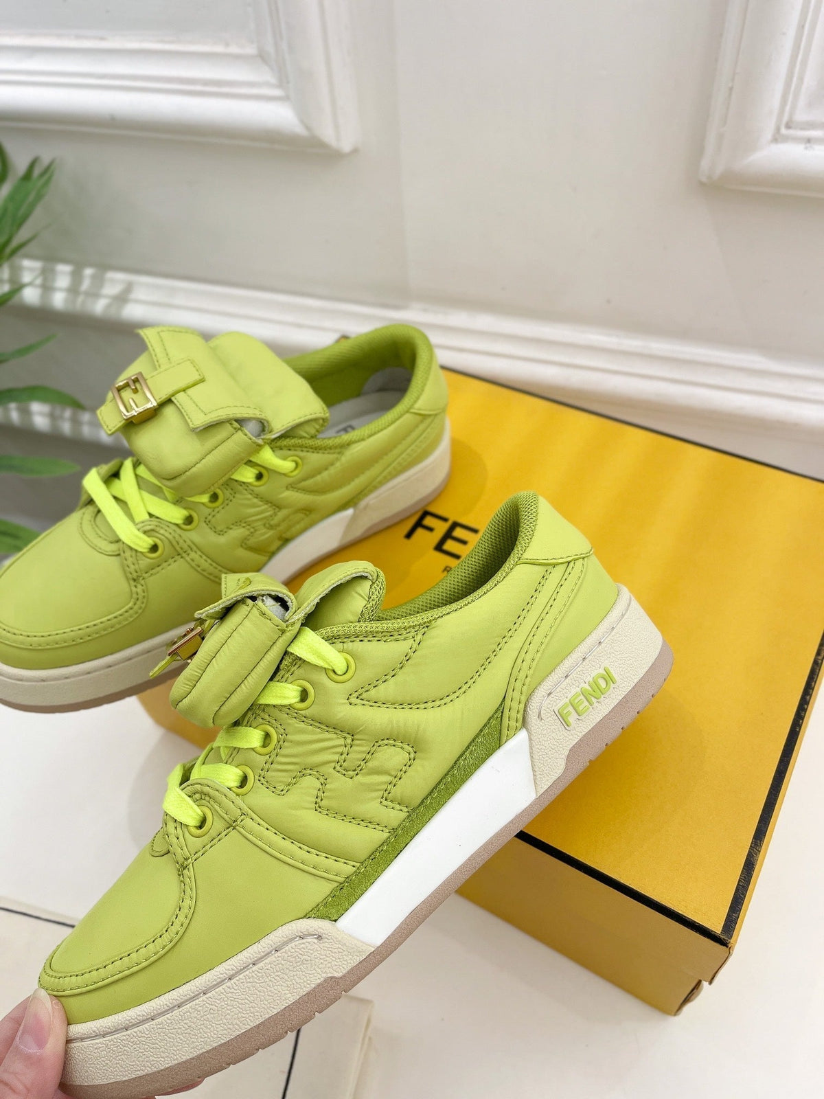 FENDI TRAINER SNEAKER IN YELLOWISH GREEN LAMBSKIN