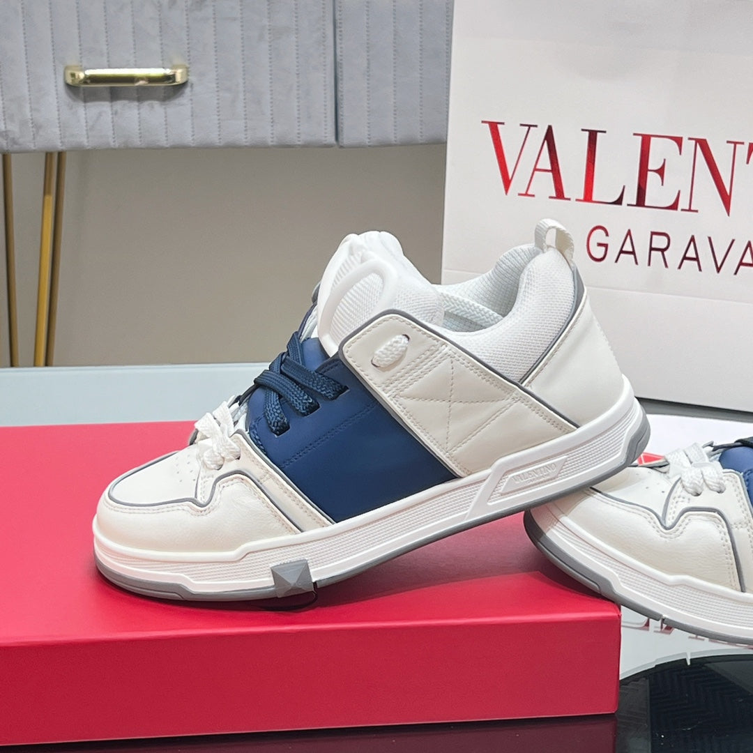 VALENTINO 25S GARAVANI OPEN SKATE SNEAKERS IN WHITE MIX DARK BLUE LAMBSKIN STYLE 17