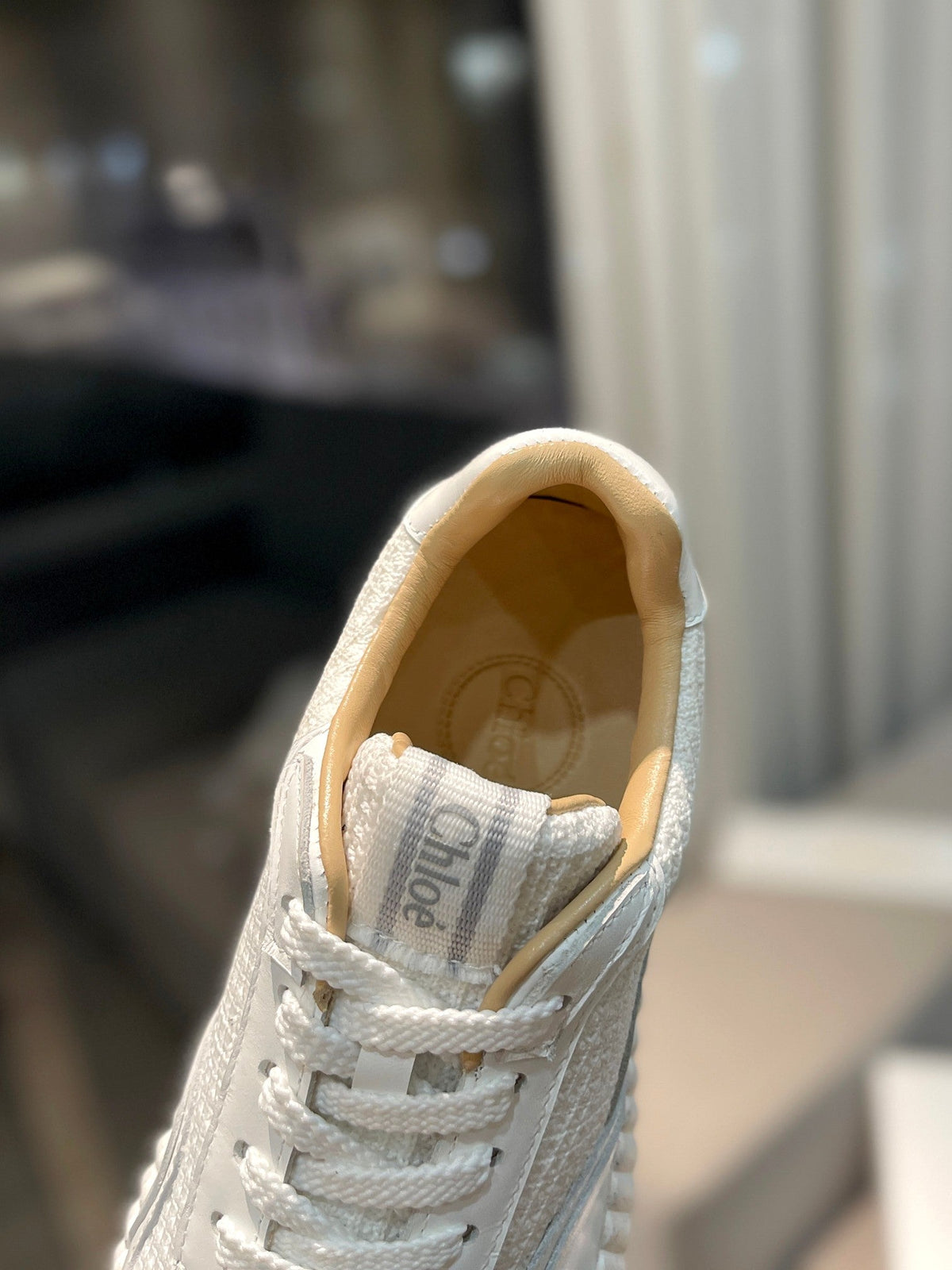 NAMA SNEAKER IN WHITE LAMBSKIN AND SUEDE