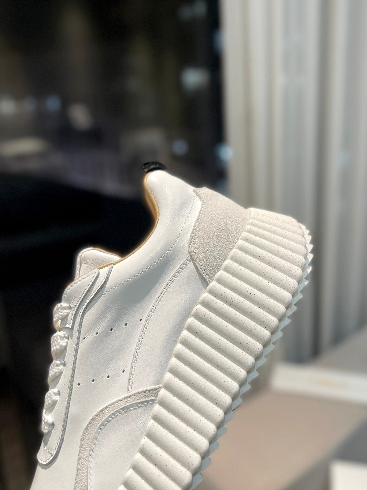 CHLOÉ NAMA SNEAKER IN WHITE LAMBSKIN AND DOVE GREY SUEDE