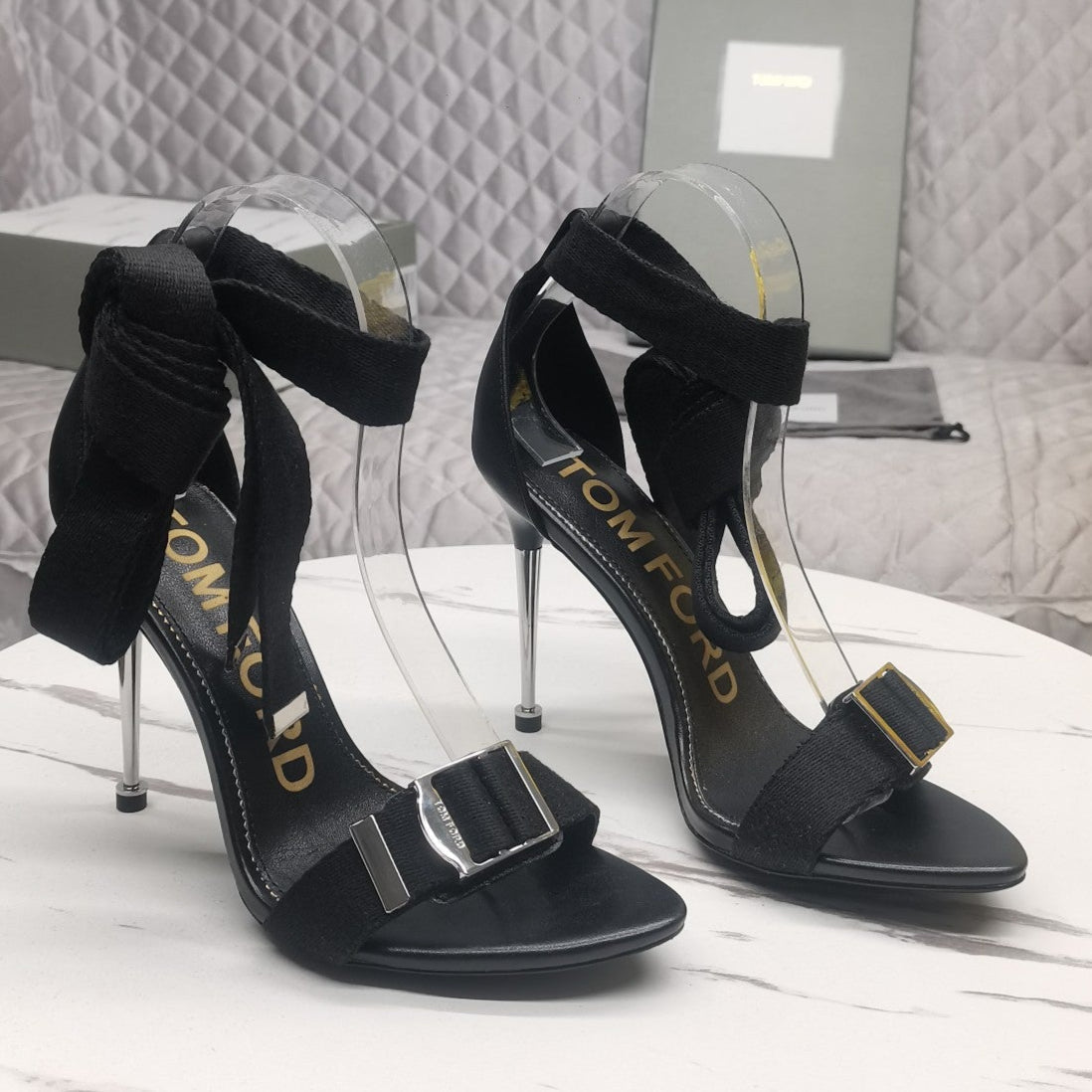 HIGH HEEL 10 CM IN BLACK FABRIC AND LAMBSKIN
