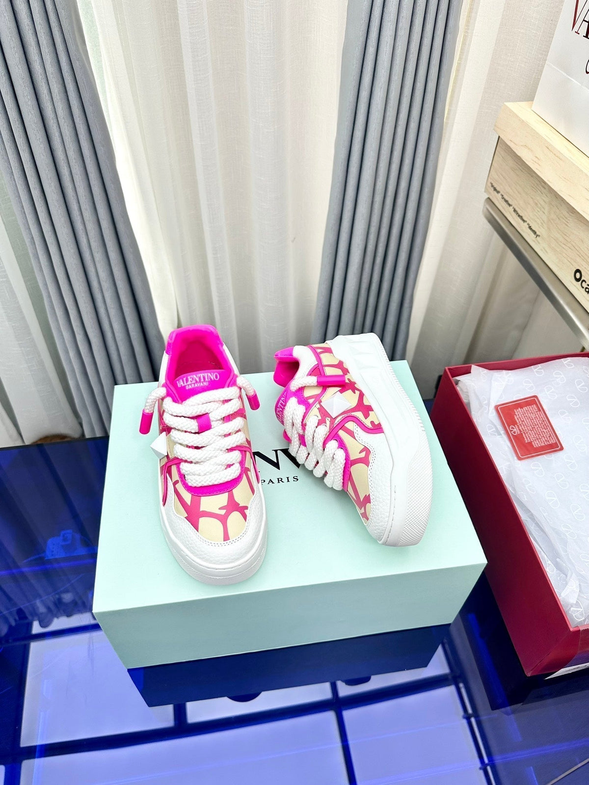 One Stud Xl Sneaker Pink White Nappa Leather And Toile Iconographe