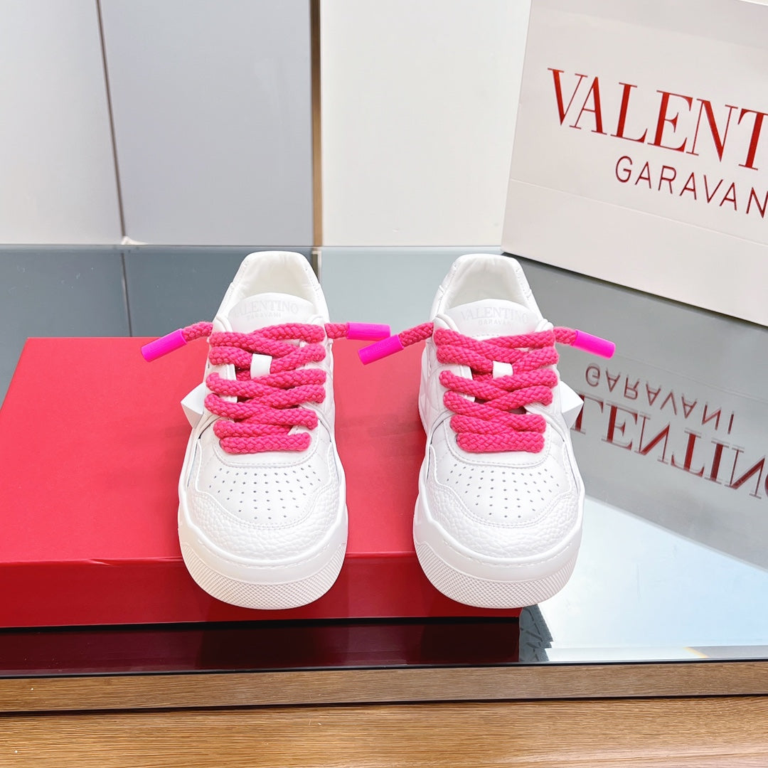 VALENTINO 25S GARAVANI ONE STUD XL PLATFORM SNEAKERS IN PINK MIX WHITE LAMBSKIN