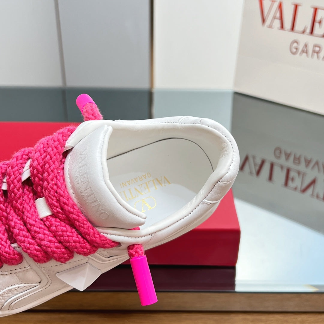 VALENTINO 25S GARAVANI ONE STUD XL PLATFORM SNEAKERS IN PINK MIX WHITE LAMBSKIN