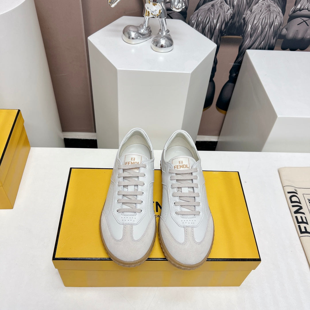 FENDI FLIGHT SNEAKER IN WHITE SUEDE AND LAMBSKIN