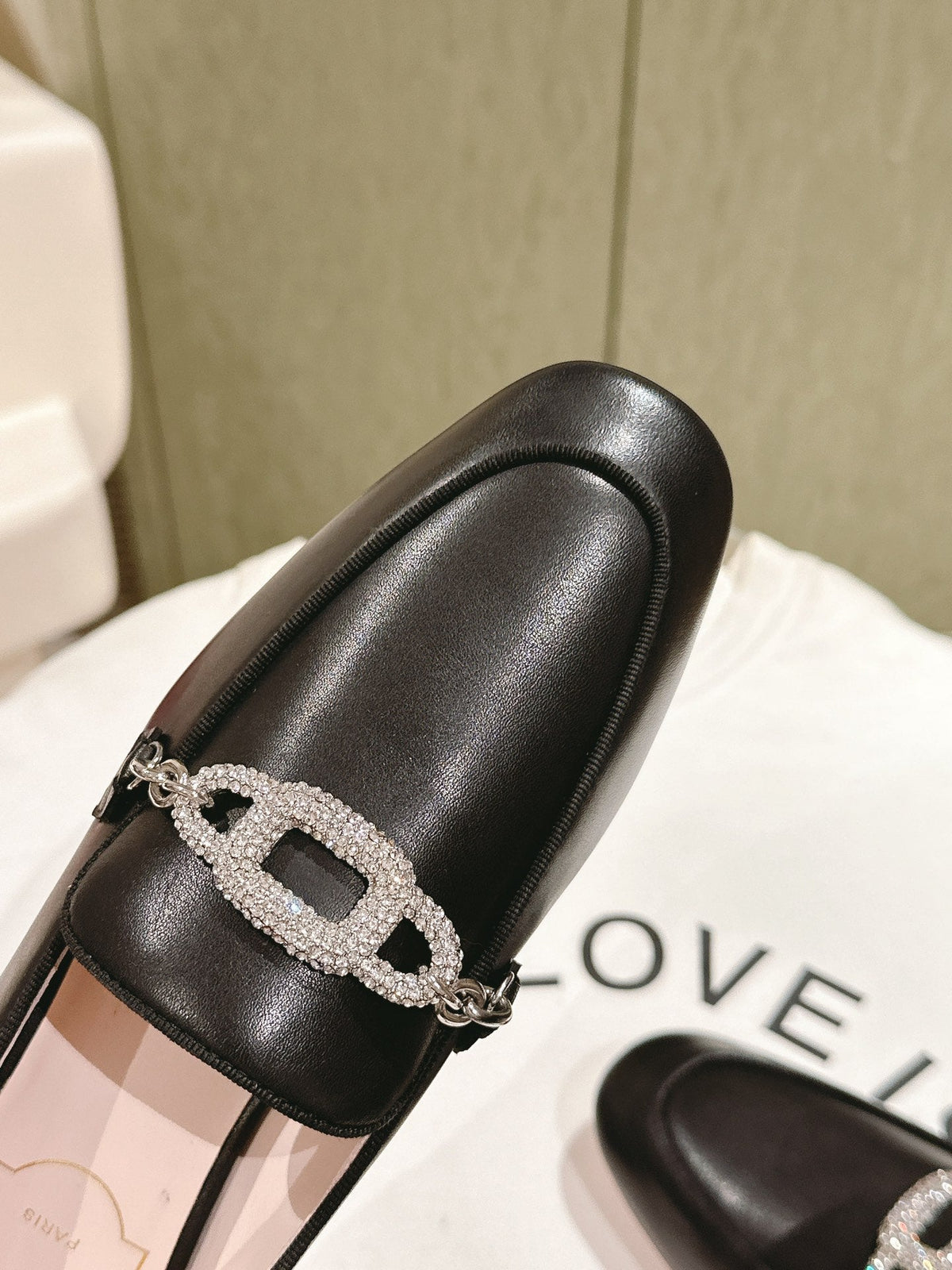 STRASS CHAIN LOAFERS IN BLACK CALFSKIN WITH CRYSTAL CHAIN DETAIL