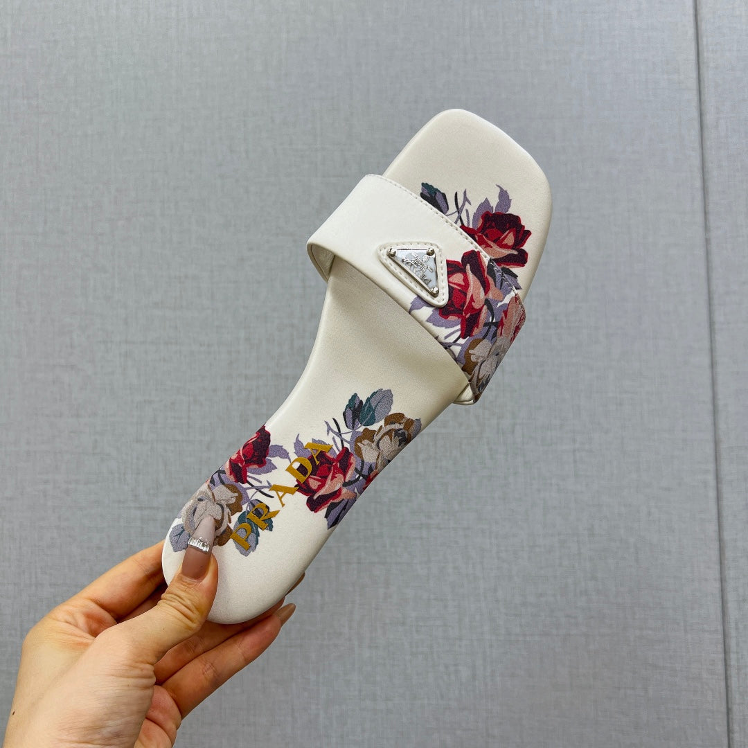 PRA PRINTED SLIDES SLIPPERS WHITE SATIN