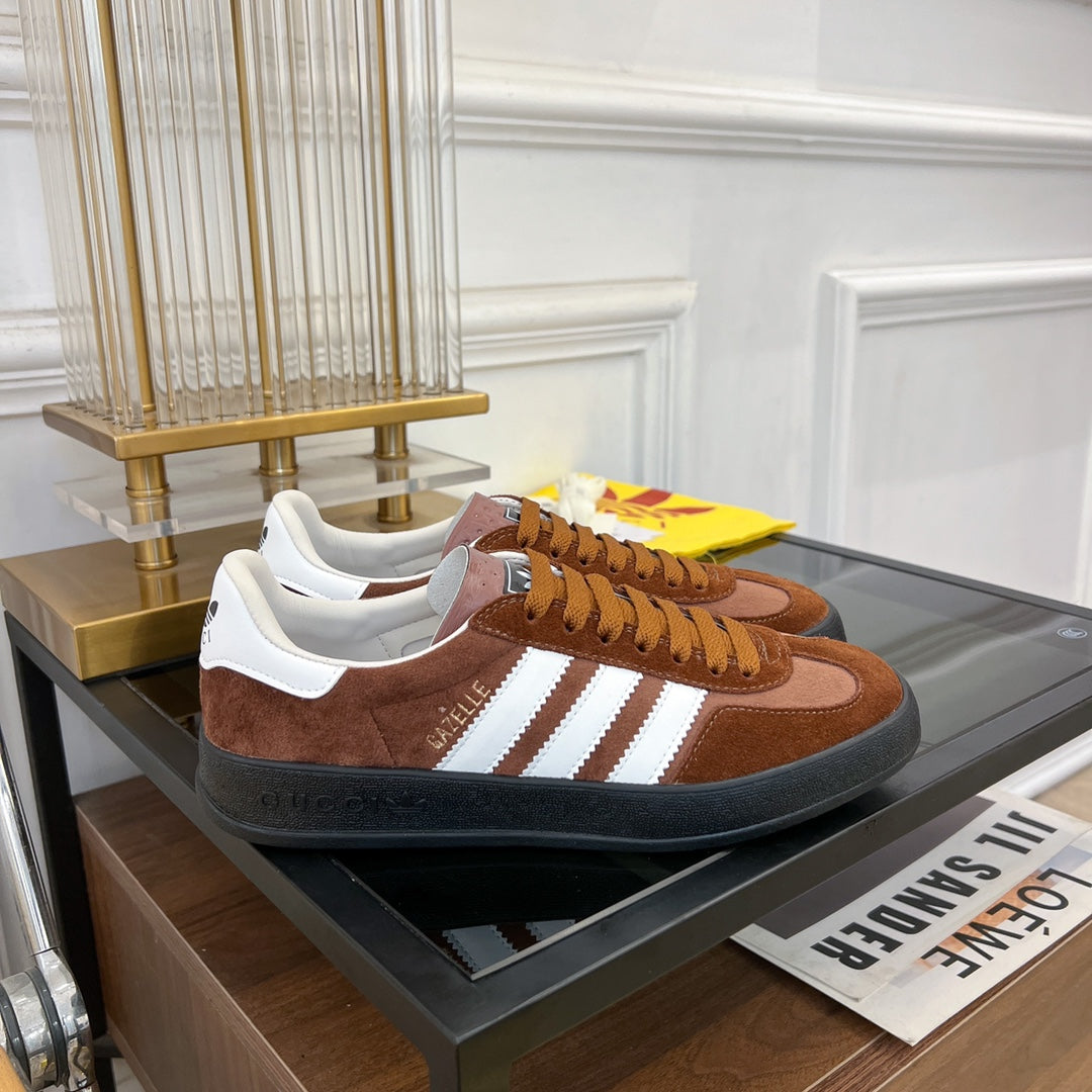 GG & ADIDAS GAZELLE SNEAKER BROWN VELVET