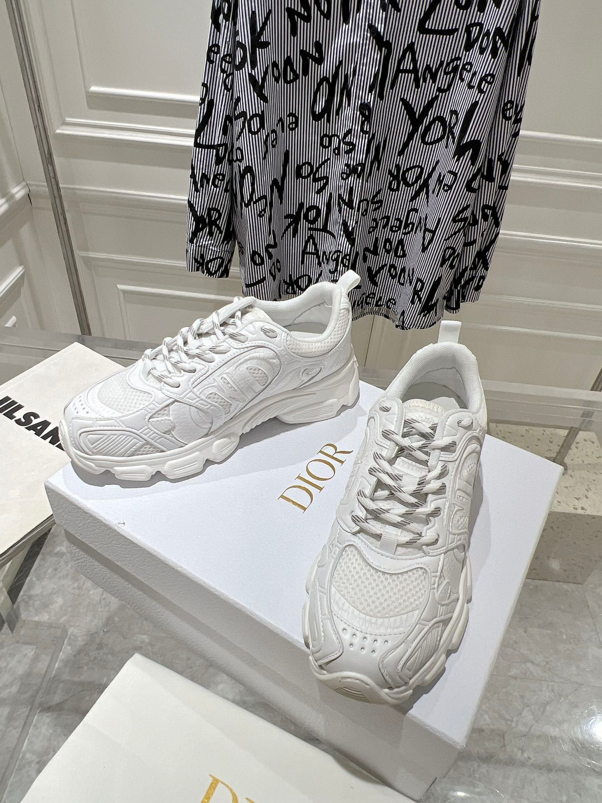 DIOR 25S CHRONO SNEAKER 45MM IN MESH WITH WHITE CALFSKIN