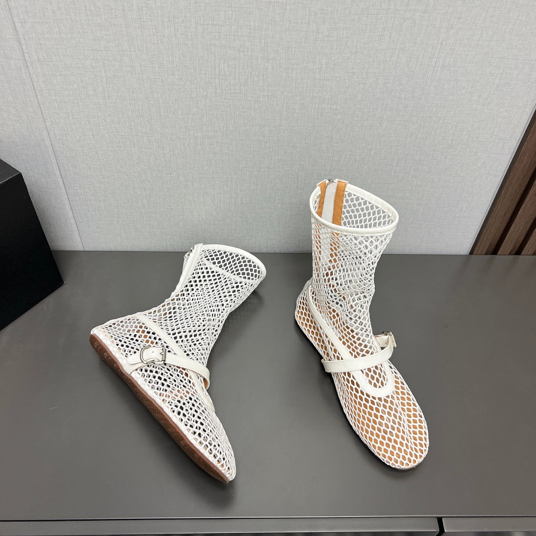 ALAIA SHORT BOOTS IN WHITE MESH FISHNET