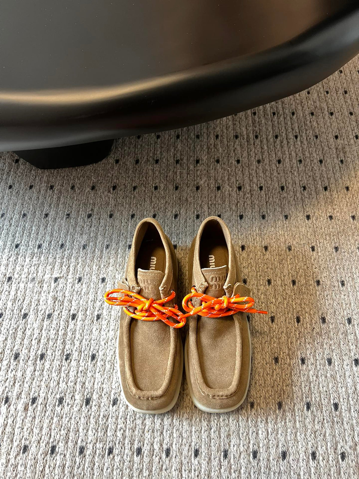 MIUMIU 26S CHUKKA BOOTS IN BROWN SUEDE