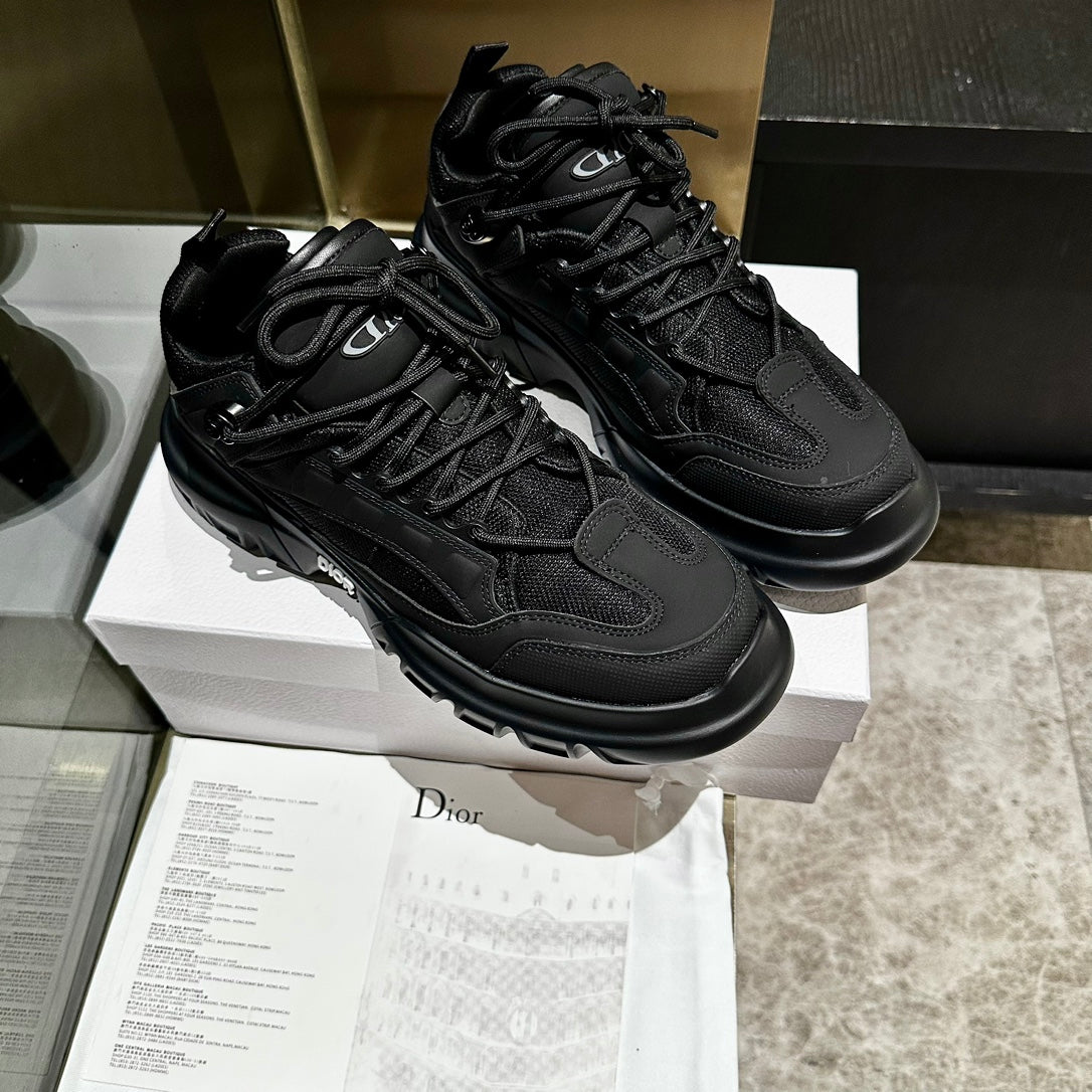 C'EST SNEAKER IN BLACK CALFSKIN AND BREATHABLE MESH