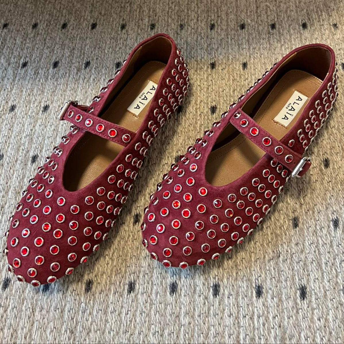 STRASS BALLET FLATS IN BERRY RED LAMBSKIN