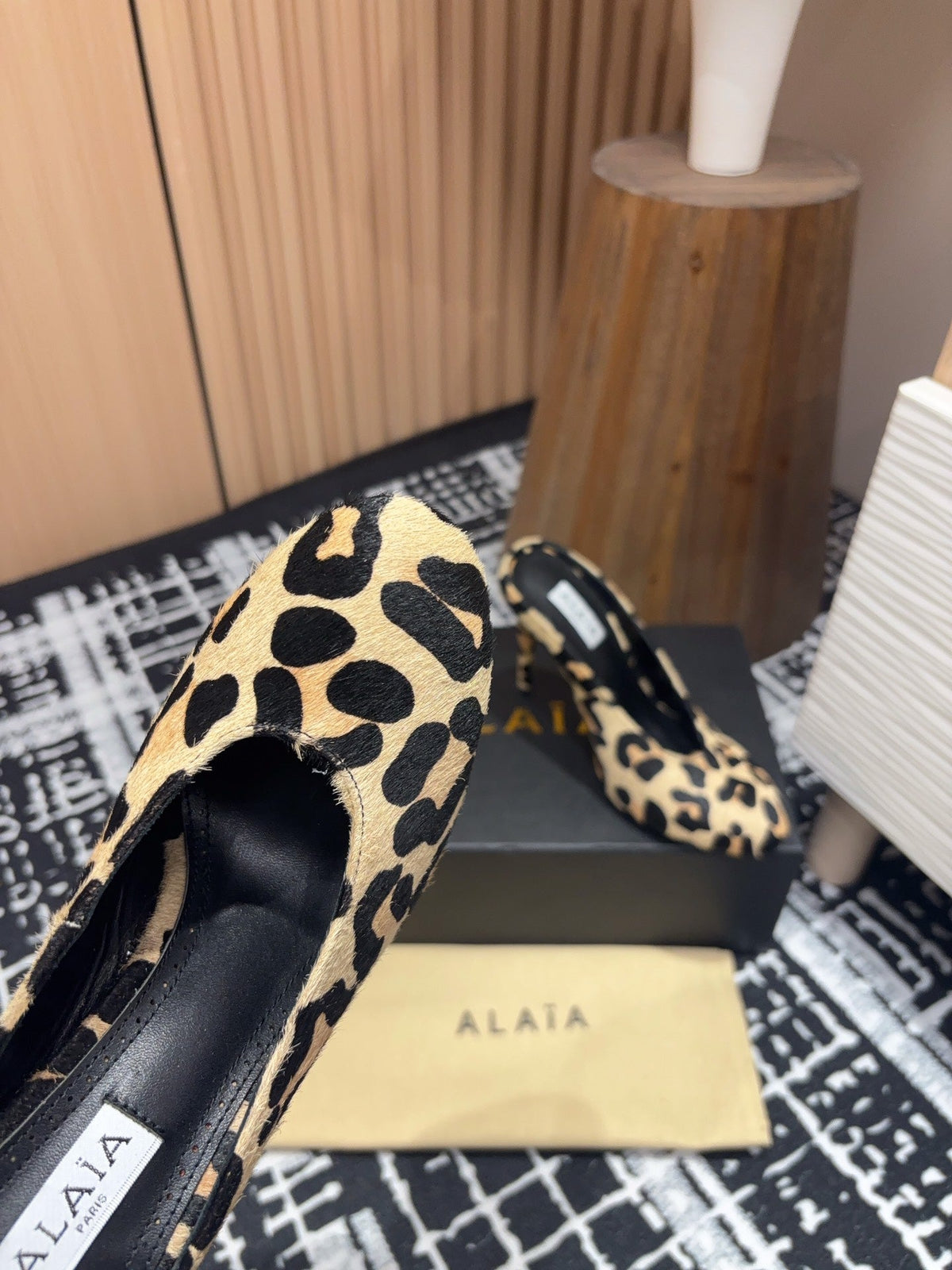 HIGH-HEEL 10 CM MULES IN CRYSLEOPARD PONY HAIR