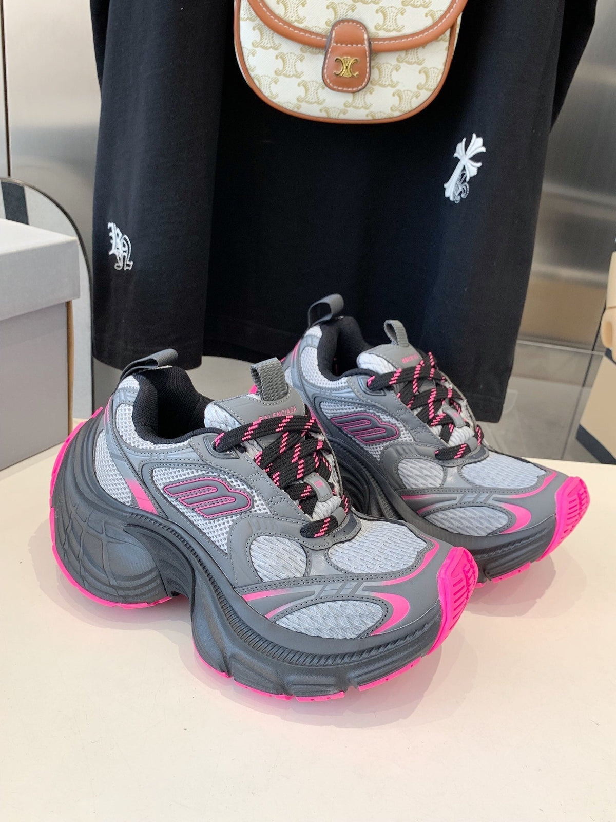 DAD SHOES IN GRAY MIX PINK MESH AND CALFSKIN