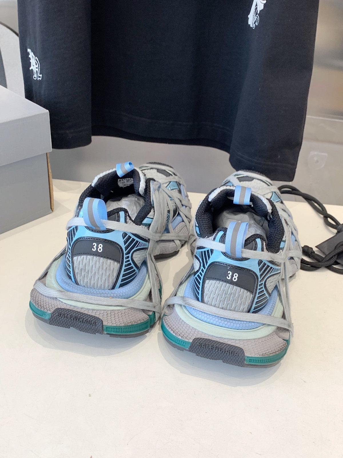 3XL EXTREME LACE SNEAKER GRAY AND LIGHT BLUE