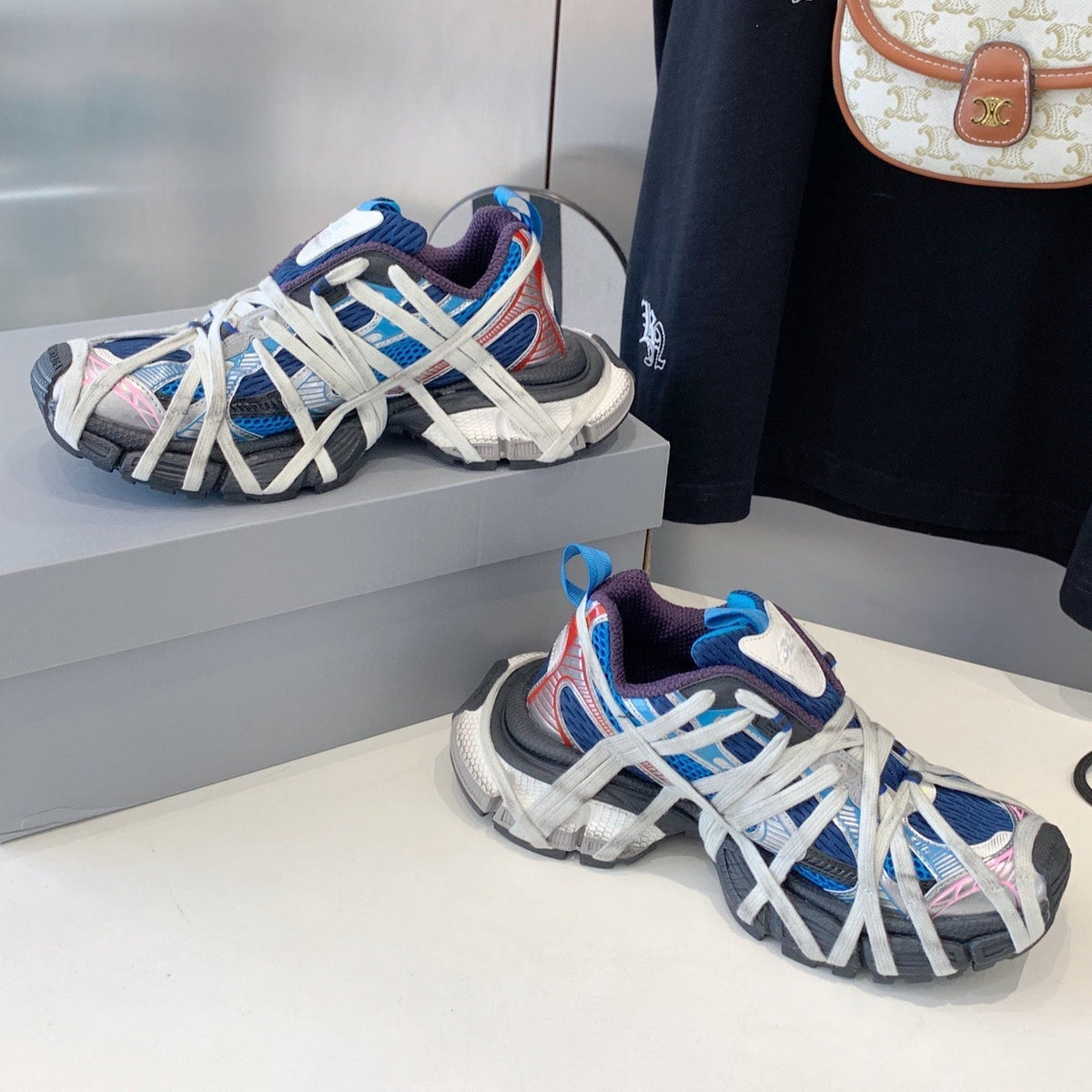 3XL EXTREME LACE SNEAKER BLUE MIX PINK SILVER AND RED