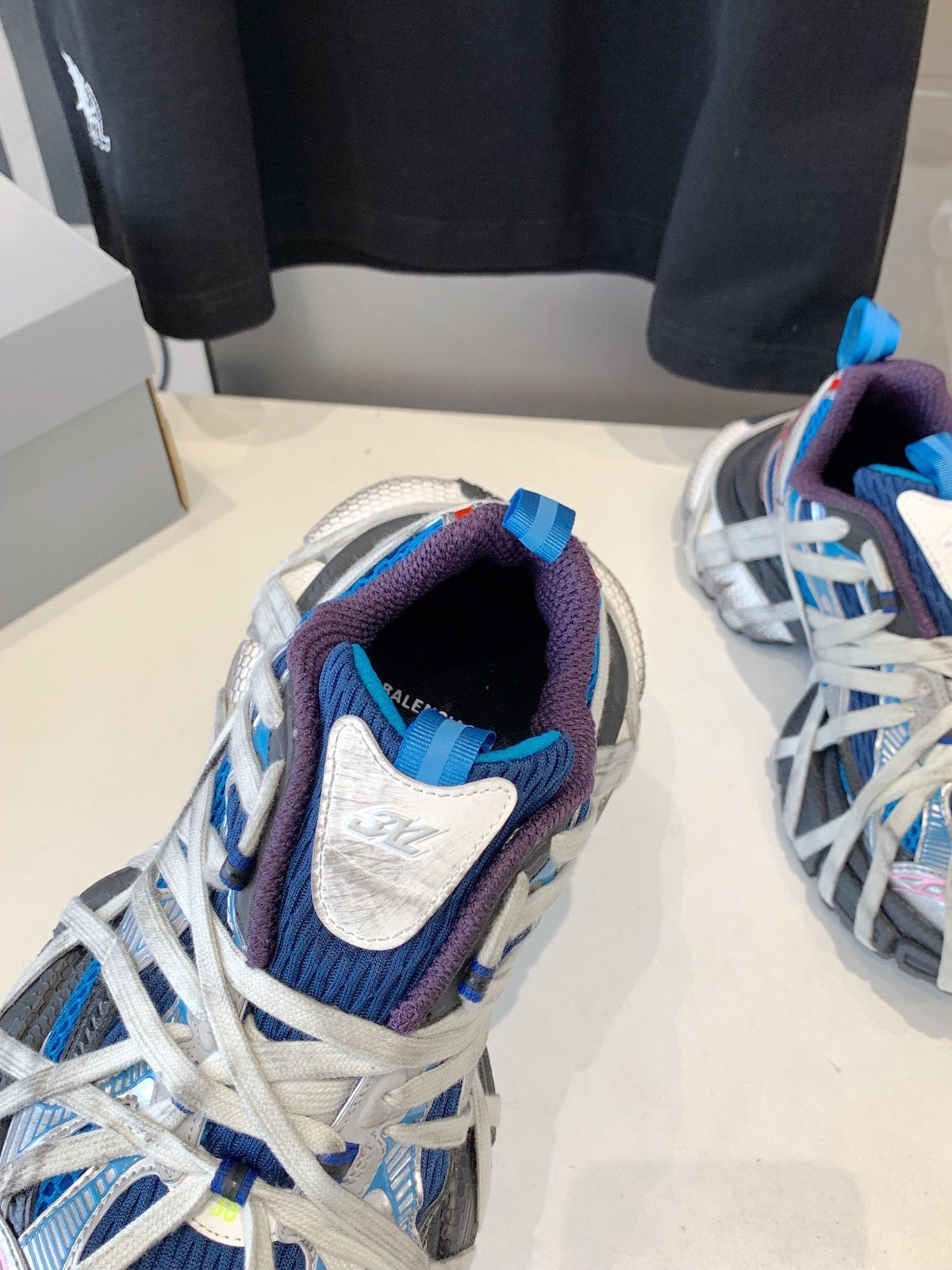 3XL EXTREME LACE SNEAKER BLUE MIX PINK SILVER AND RED
